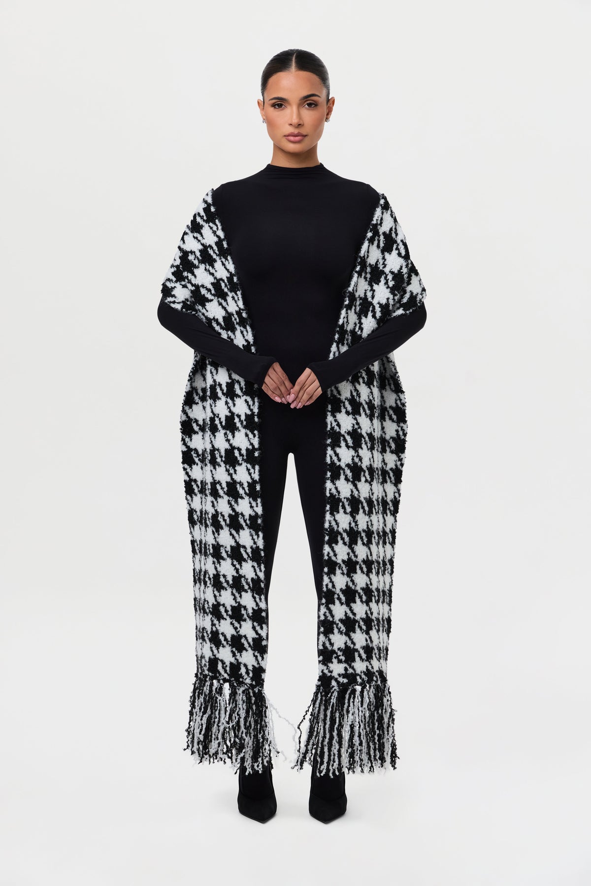 Knit Bouclé Houndstooth Scarf