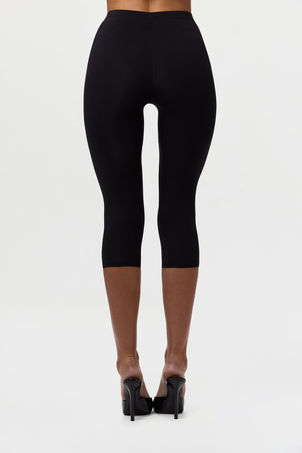 Naked Capri Leggings